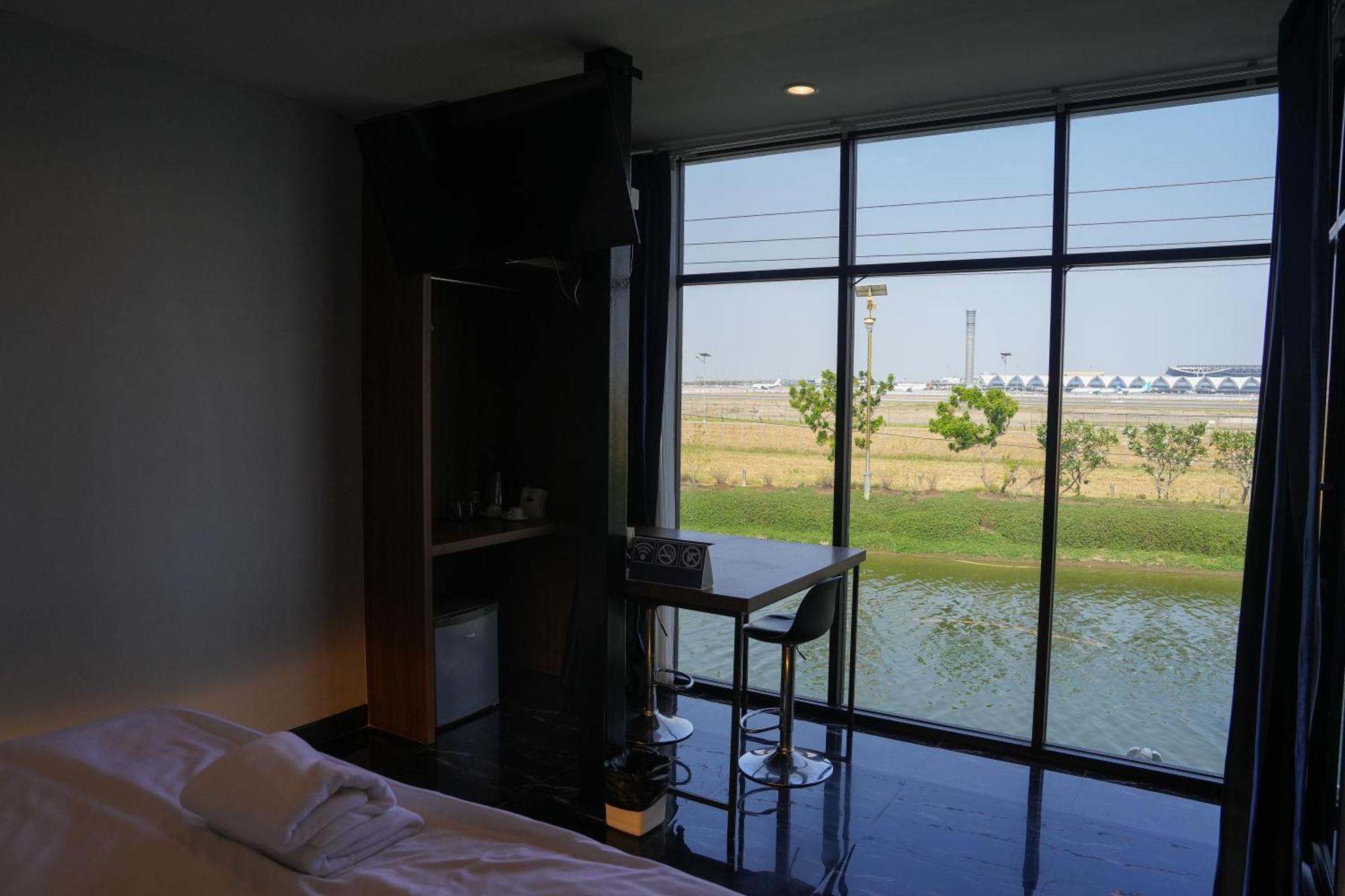 Skyline Resort Ban Khlong Lat Bua Khao المظهر الخارجي الصورة