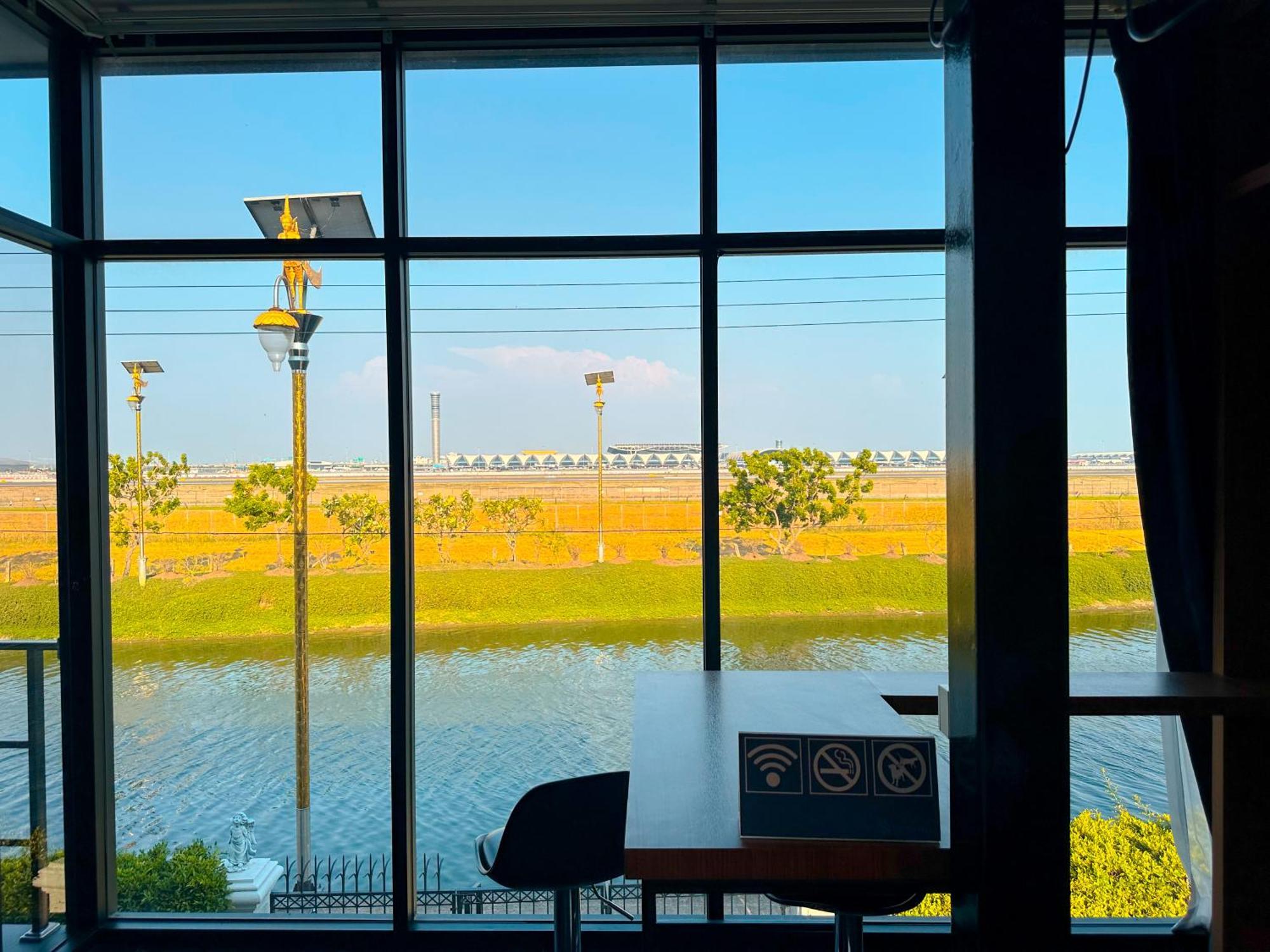 Skyline Resort Ban Khlong Lat Bua Khao المظهر الخارجي الصورة