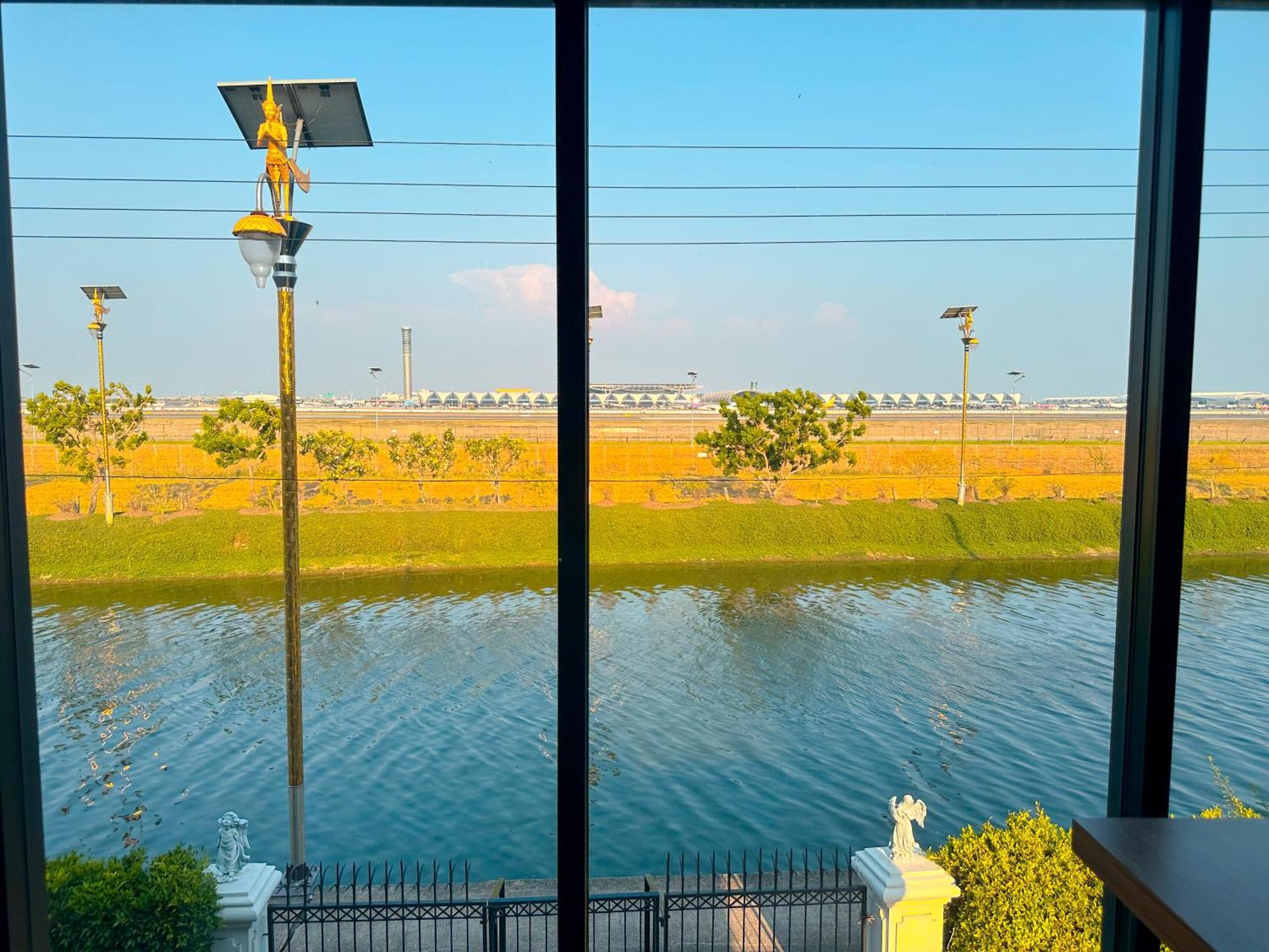 Skyline Resort Ban Khlong Lat Bua Khao المظهر الخارجي الصورة